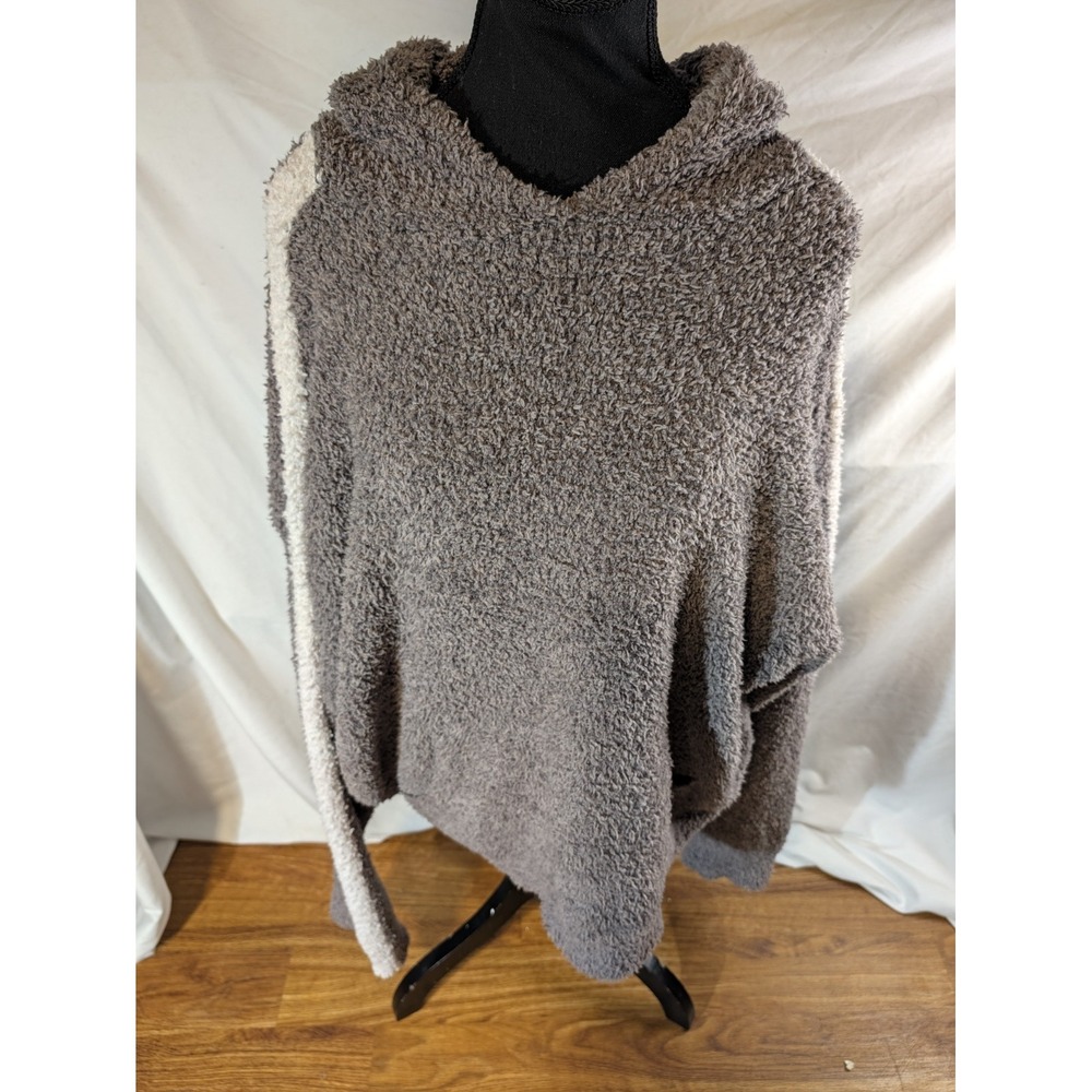 Skims Size L/XL Cozy Knit Pull Over Hoodie Gray & White